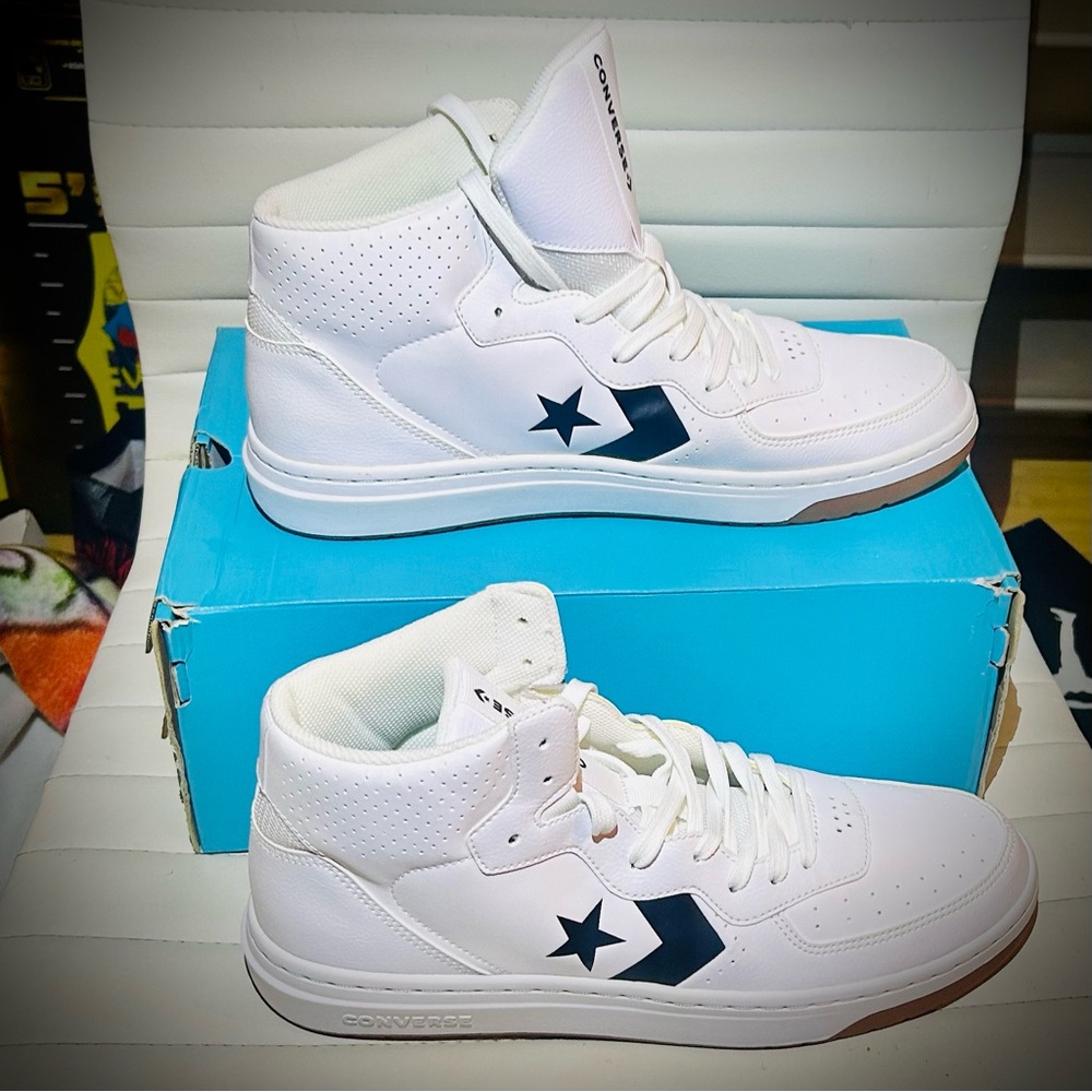 Brand New Converse Rival Mid White Black Sneakers Size 11